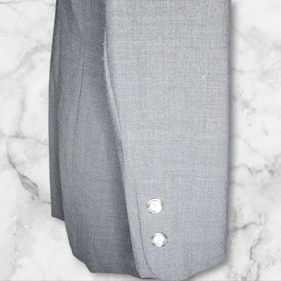 BISOU BISOU Vintage Gray Fitted Blazer - Medium - Picture 5 of 8